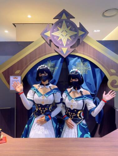 원신 팝업스토어 코스프레 진행